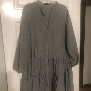 SHEIN Black white gingham long sleeve dress